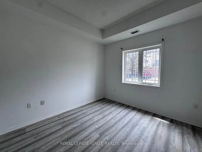 5 Sidney Ln #109 — Photo 7