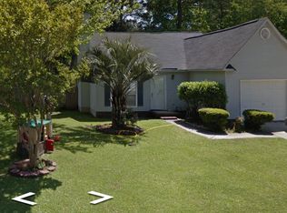 140 Chandler Dr, Ladson, SC 29456