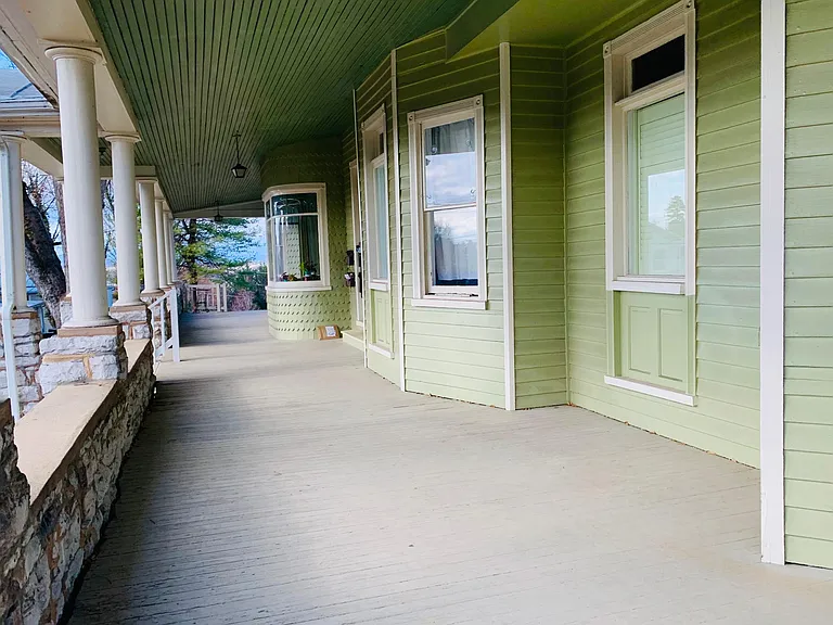 538 E Market St #2 — Photo 11