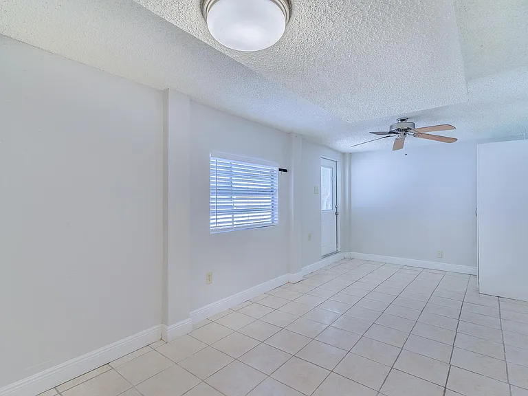 3315 W Empedrado St — Photo 15