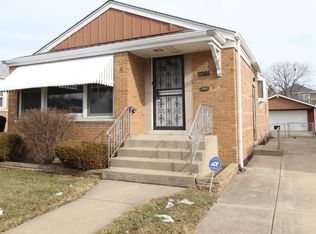 5813 S Sayre Ave, Chicago, IL 60638