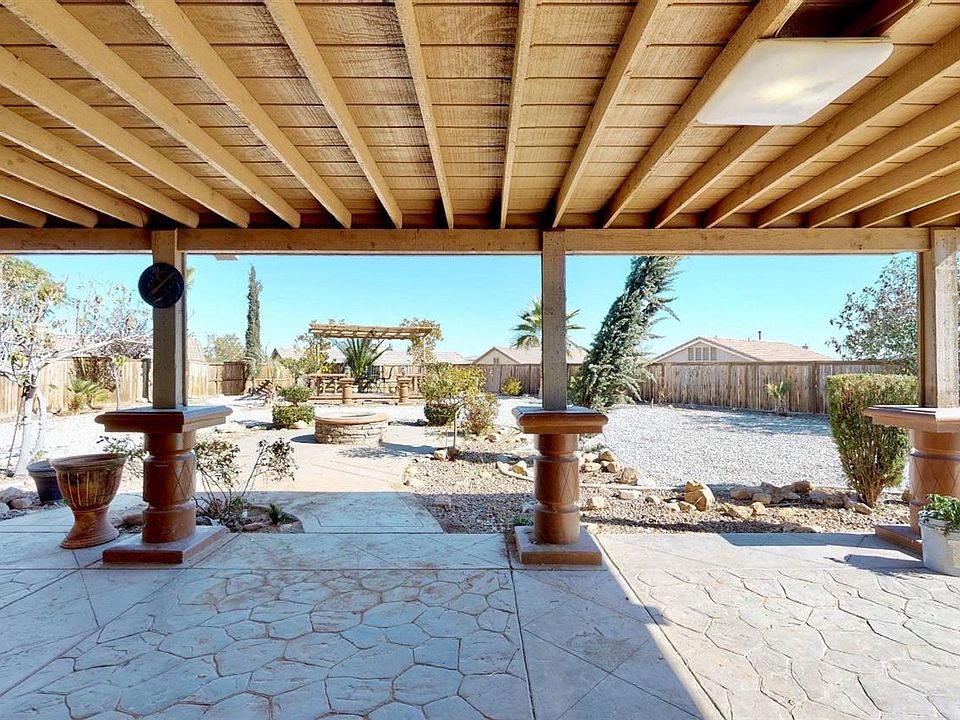 1st image of 15511 Guava Way