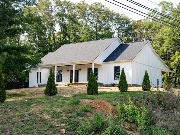 18 Saint Edwards Ln, Cynthiana, KY 41031