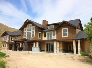 328 Highpoint Pl, Chelan, WA 98816