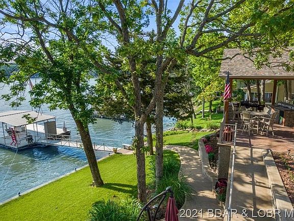 4th image of 205 Broad Leaf Dr