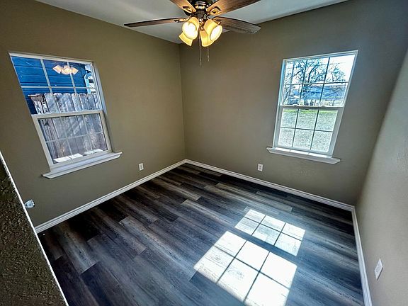 5th image of 5217 Questa Dr