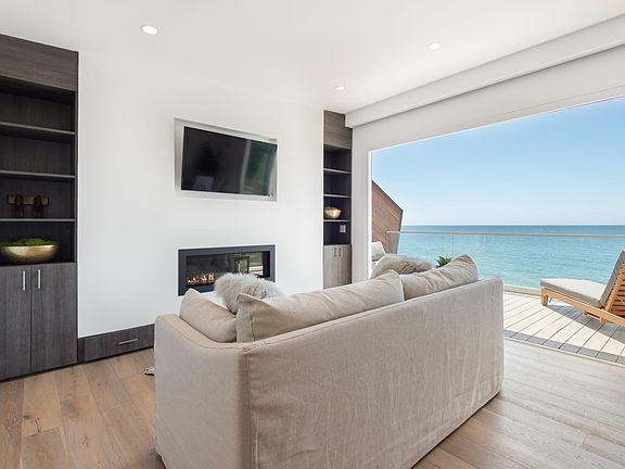5th image of 20304 Pacific Coast Hwy #20304