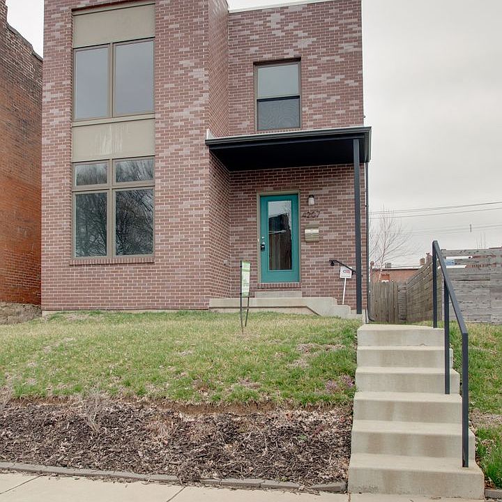 1st image of 4207 Blaine Ave