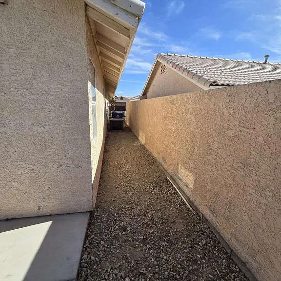 1933 E Leisure Ln — Photo 26