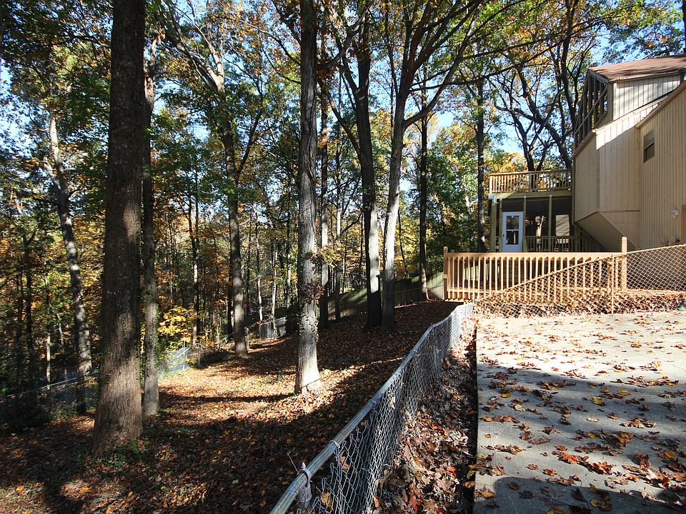 2nd image of 3750 Ridge Rd SE