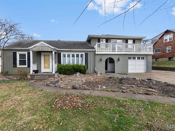 2nd image of 2750 Adeline St