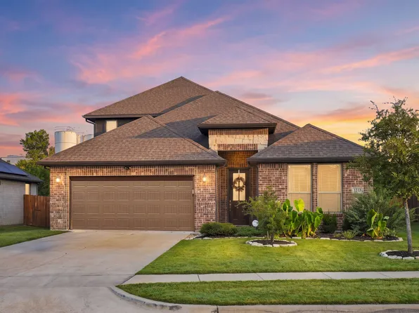 1133 Rushmore Dr, Burleson, TX 76028