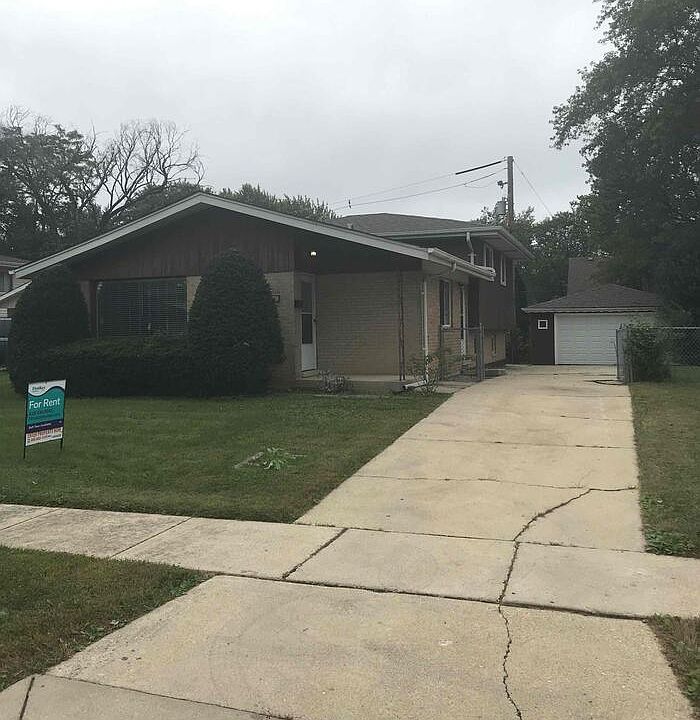 1st image of 16496 Brockton Ln