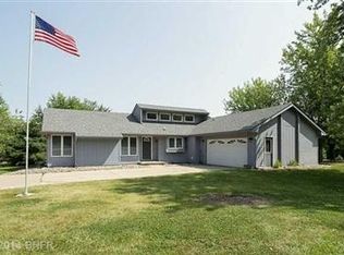 36539 Meadowbrook Cir, Cumming, IA 50061