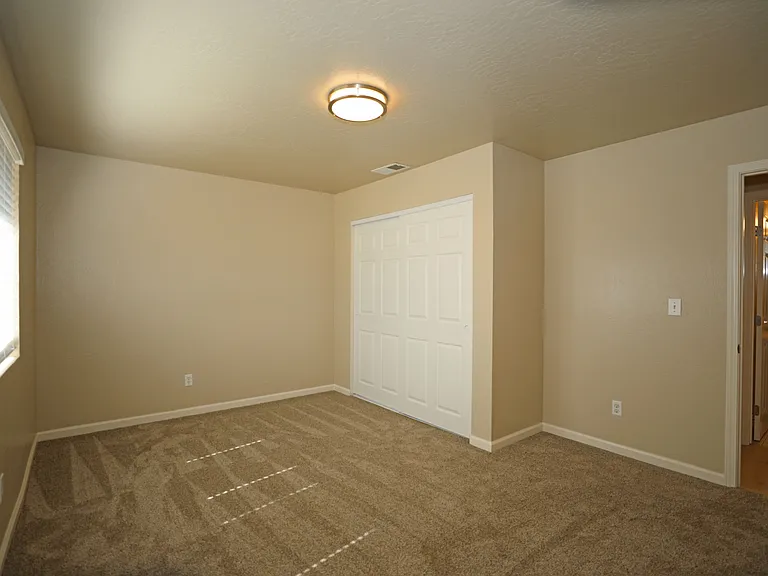 1959 Spruce Cir — Photo 9