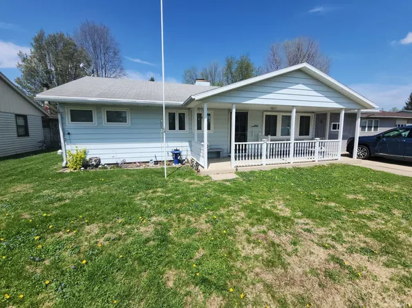 2516 Stadium Dr, Logansport, IN 46947