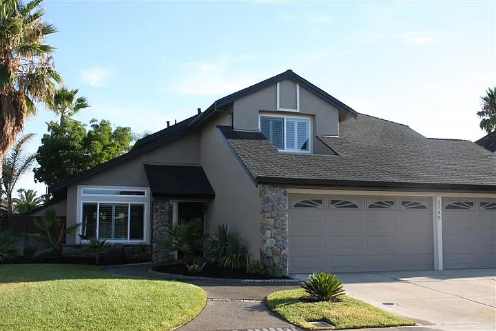 2185 Breaker Ct photo 1