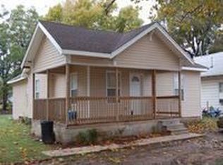 613 W 12th St, Ada, OK 74820