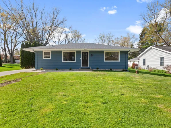 30215 Sumac Dr, Burlington, WI 53105