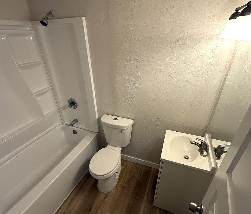 Unit Photo