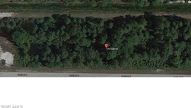 1st image of 819 Cadis St E
