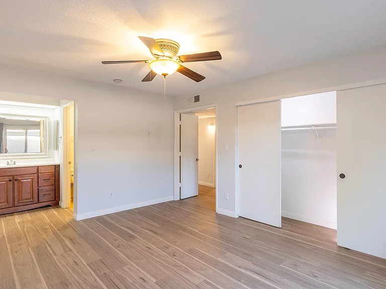 3102 E Clarendon Ave #101 — Photo 13