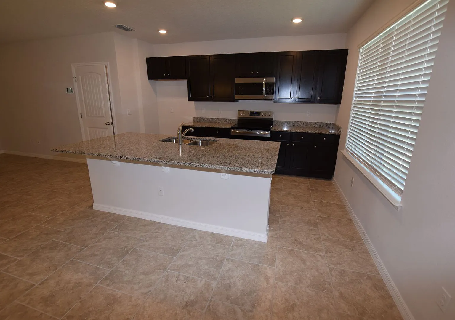 3/2.5 Town Home For Rent at 9496 Bauer Alley Winter Garden, Fl. 34787 — Photo 4
