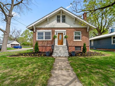 1735 E 22nd St, Des Moines, IA, 50317
