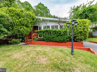 4715 Three Oaks Rd, Baltimore, MD 21208