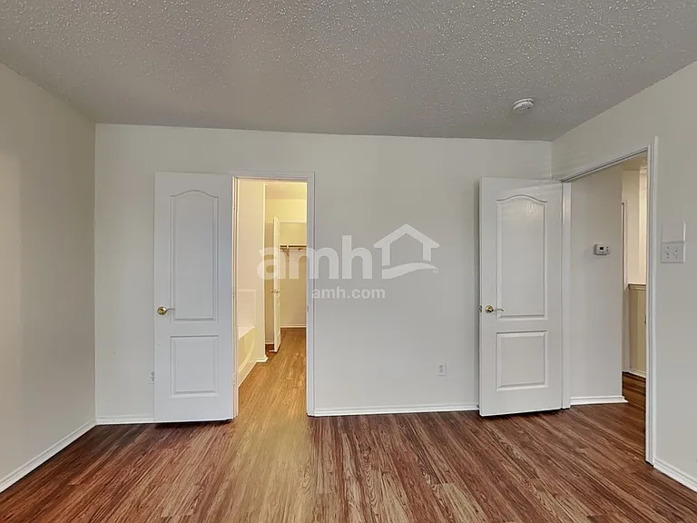 717 Timber Trl — Photo 16