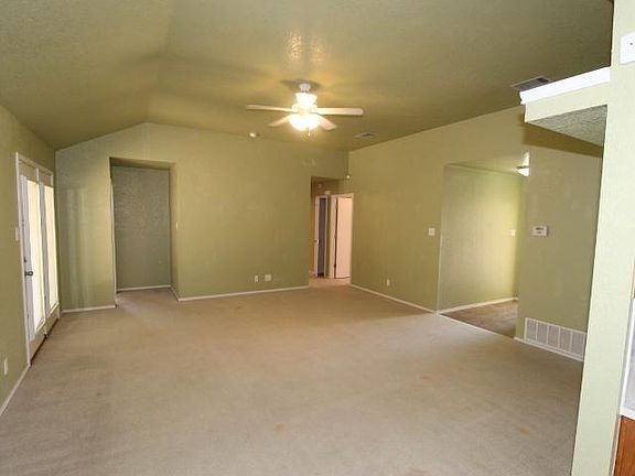 4th image of 4413 Lonesome Dove Dr