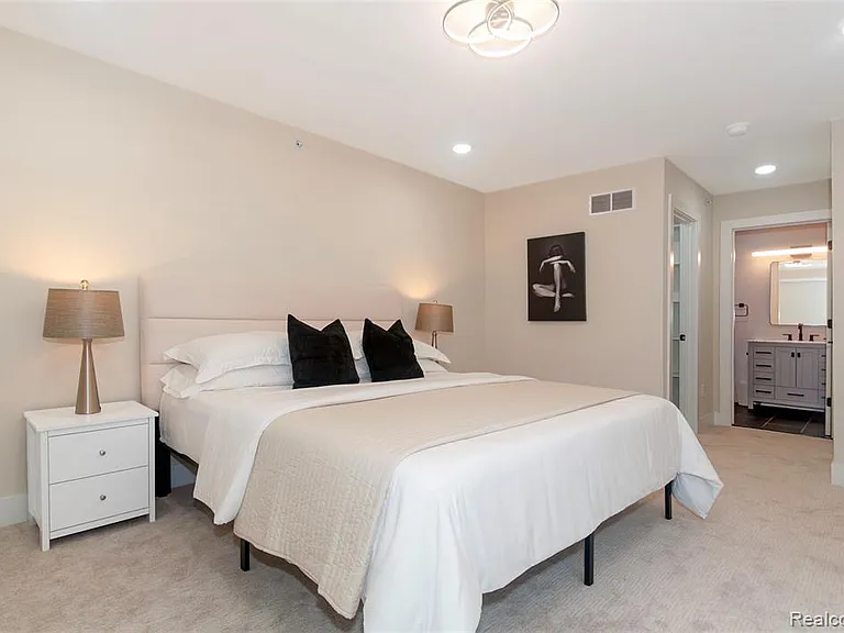 1174 Smart Town Dr — Photo 11