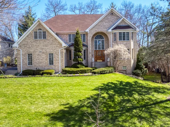 1205 Chadwick Ln, Dundee, IL 60118