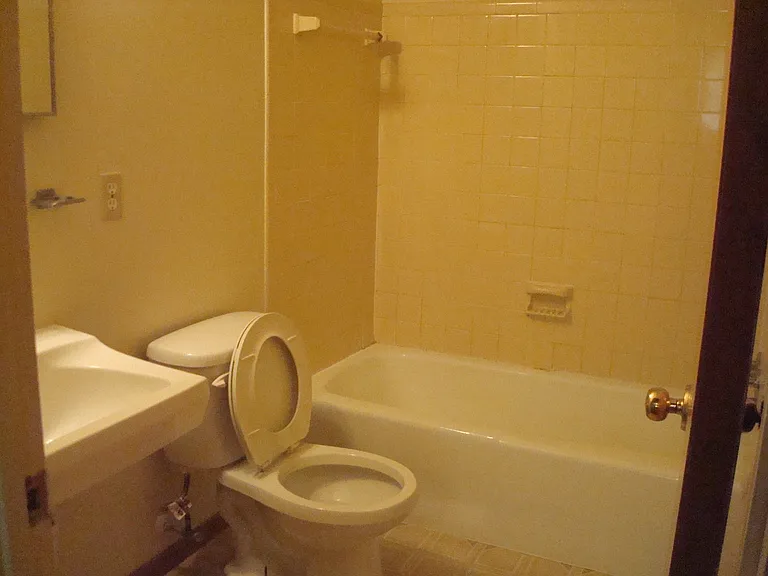 426-432 S Enterprise St — Photo 5