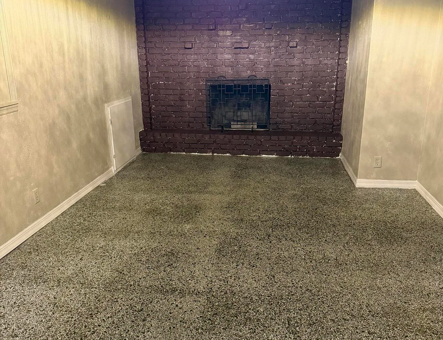 3 bed, 1.0 bath, 1269 sqft, $1,600 — Photo 3