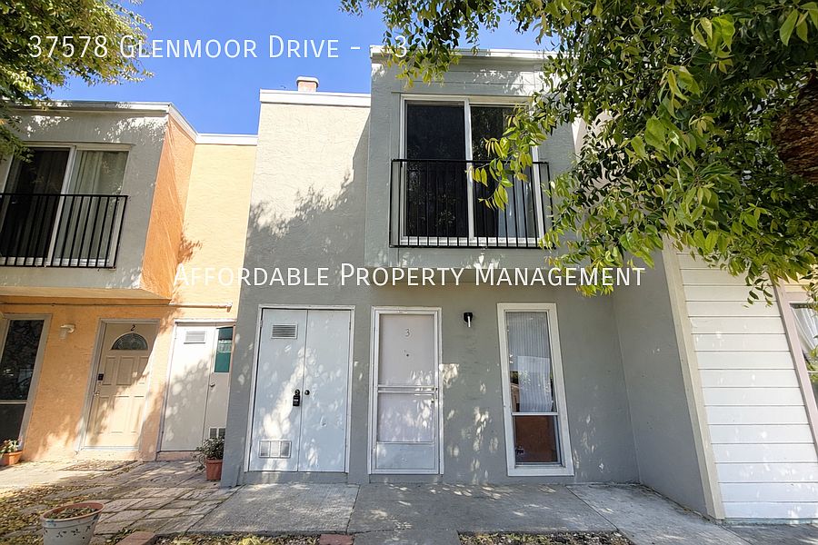 1st image of 37578 Glenmoor Dr APT 3