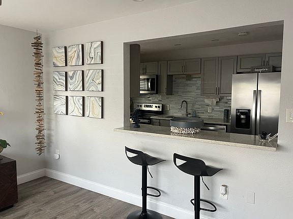 4th image of 850 S Atlantic Ave APT 1