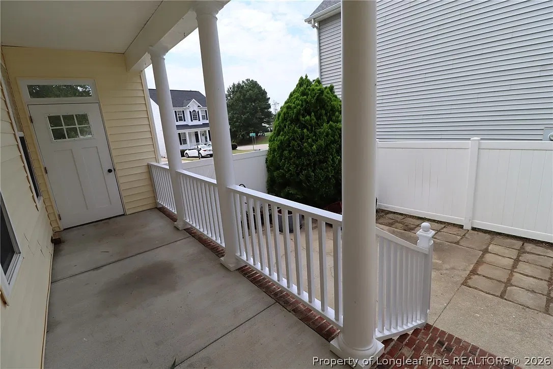 3 bed, 2.5 bath, $1,895 — Photo 3