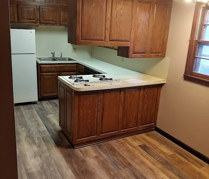 2104 S Broadway St — Photo 11