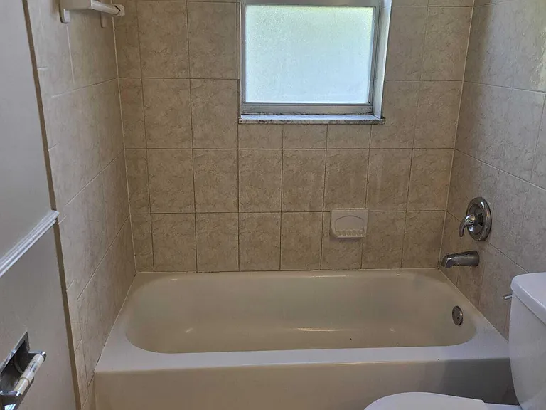 4451 Treehouse Ln #18E — Photo 9