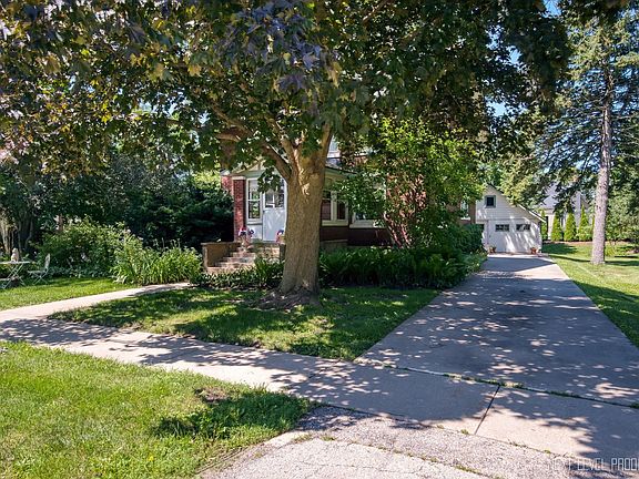 2nd image of 4N768 Lafox Rd