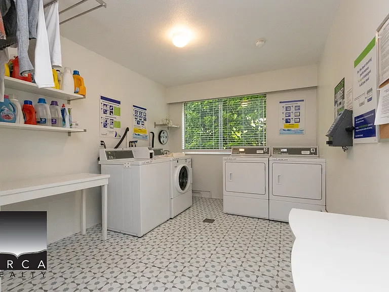 140 E 20th St #9 — Photo 19