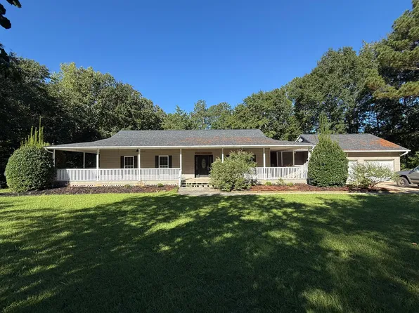 111 Ferry Cove Rd, Greenwood, SC 29649