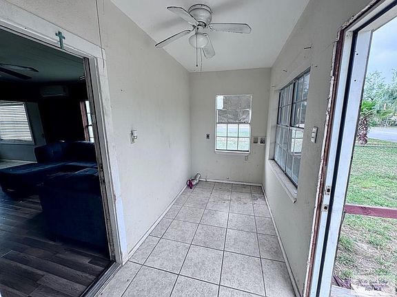 5th image of 706 N A St