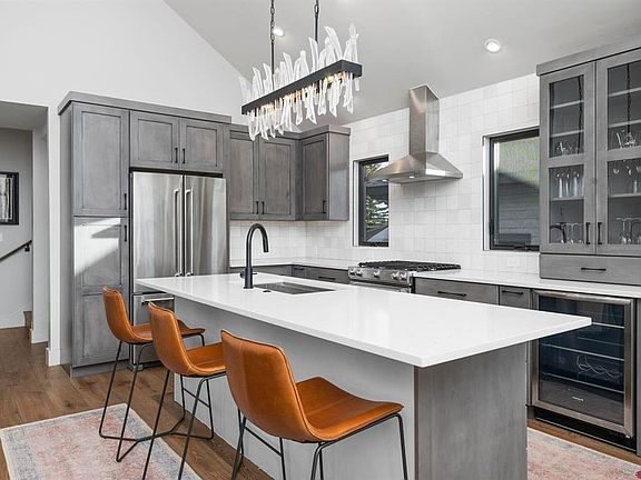 3rd image of 34 St. Andrews Circle #34