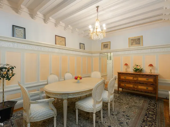 258 Riverside Drive image 7 of 10