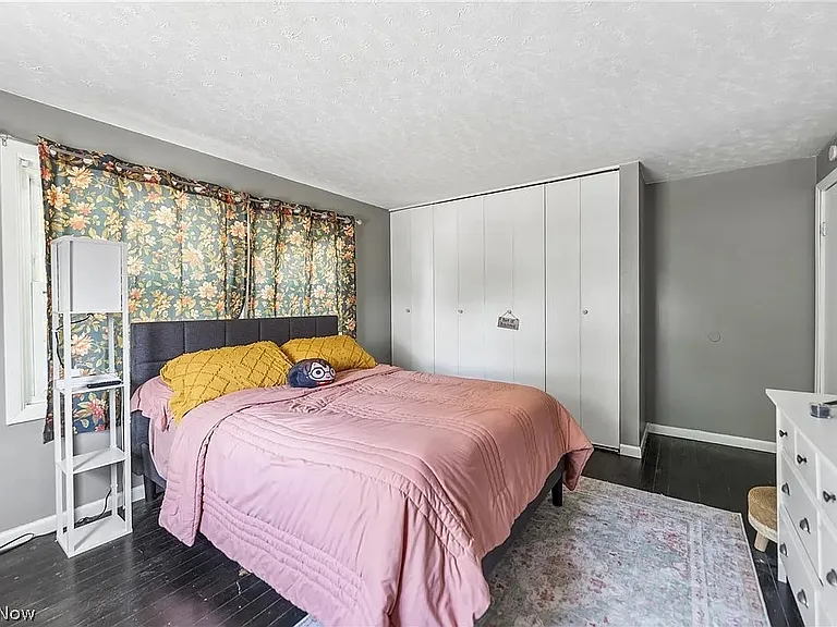 2369 Frederick Dr — Photo 19