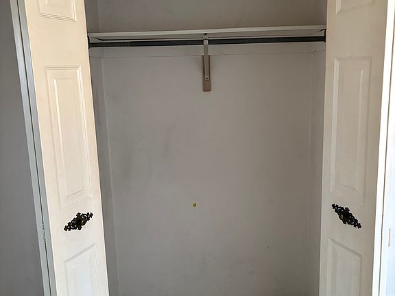 4th image of 187 S Grandview Ave APT A