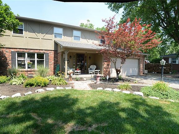 3rd image of 11632 Indian Creek Rd