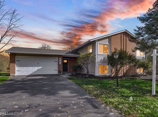 642 N Ashbury Ave, Bolingbrook, IL 60440
